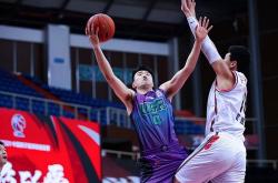 开云体育-新疆队一波连胜，取得了本赛季的最佳状态