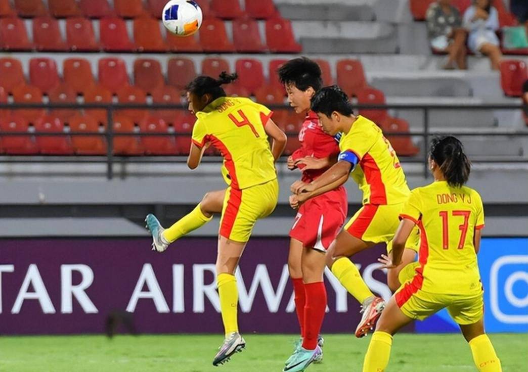 国内女足比拚技术，以最佳状态夺冠