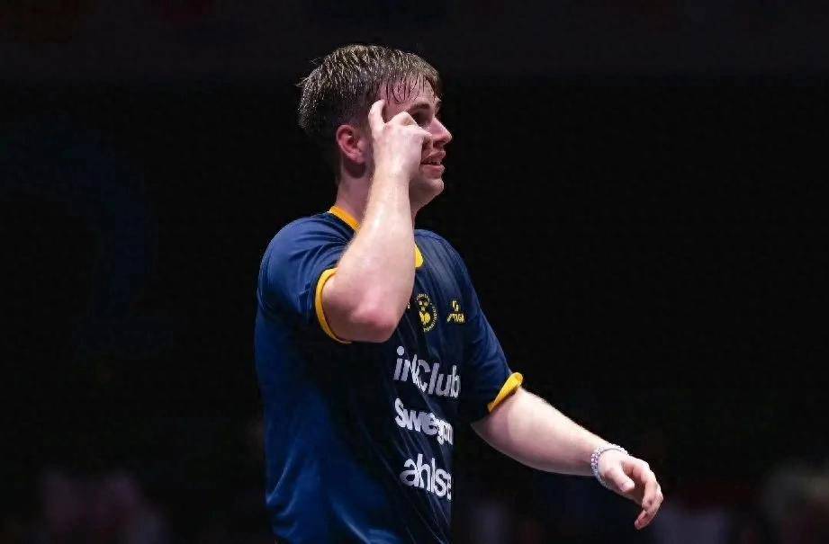 瑞典国家队逆转胜利，英勇晋级