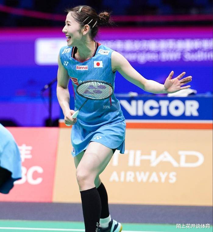 包含日本羽毛球队轻取丹麦羽毛球队，辛杜送出助攻的词条