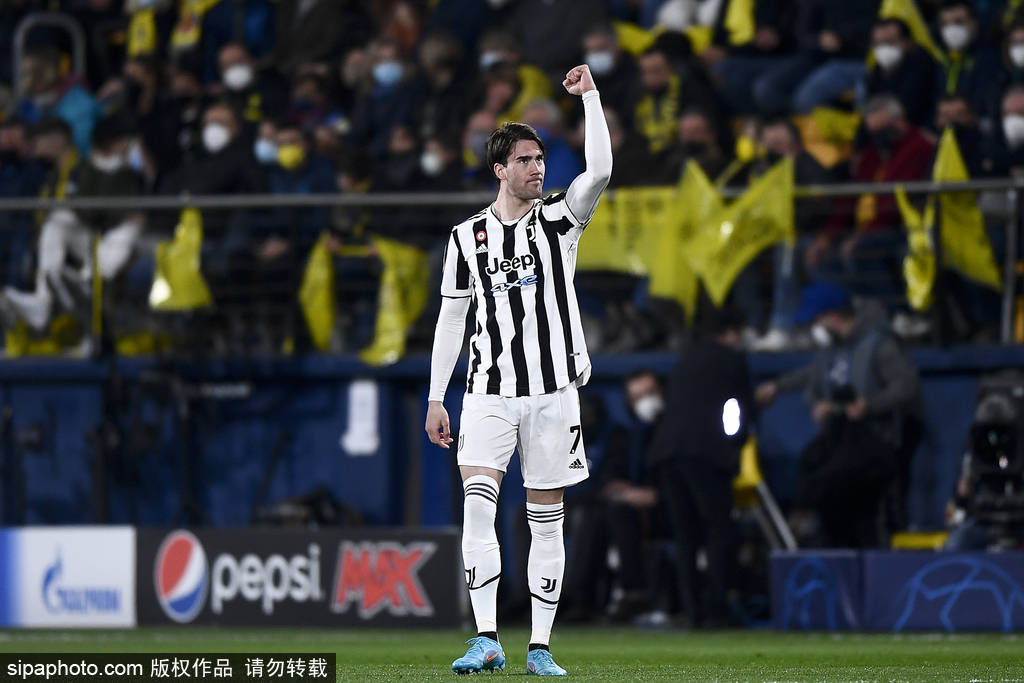 土耳其鏖战曼城，弗拉霍维奇送出助攻的简单介绍