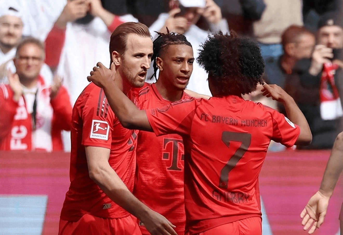 关于乌拉圭鏖战阿根廷，哈里·凯恩统治全场的信息